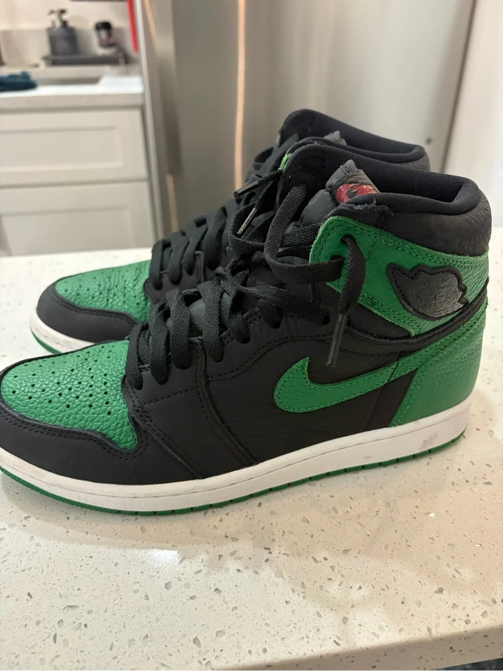 Nike Air Jordan 1 High - Black and Green